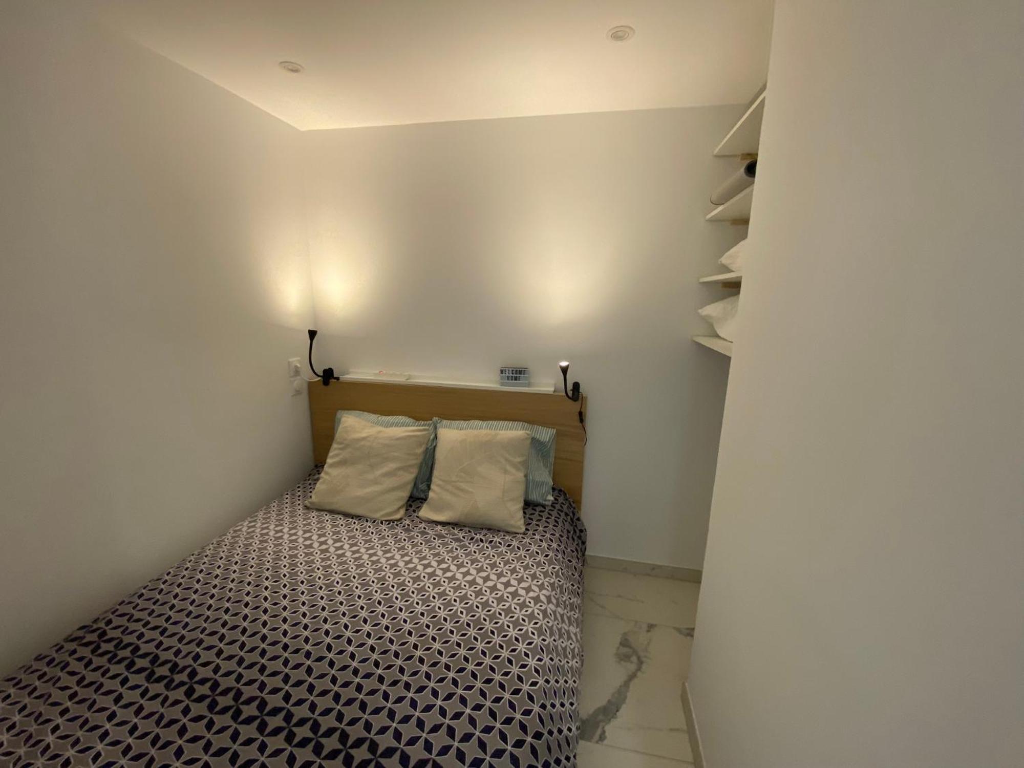 Appartement Face Mer Et Port Santa Lucia Climatise Et Wifi Saint-Raphaël エクステリア 写真