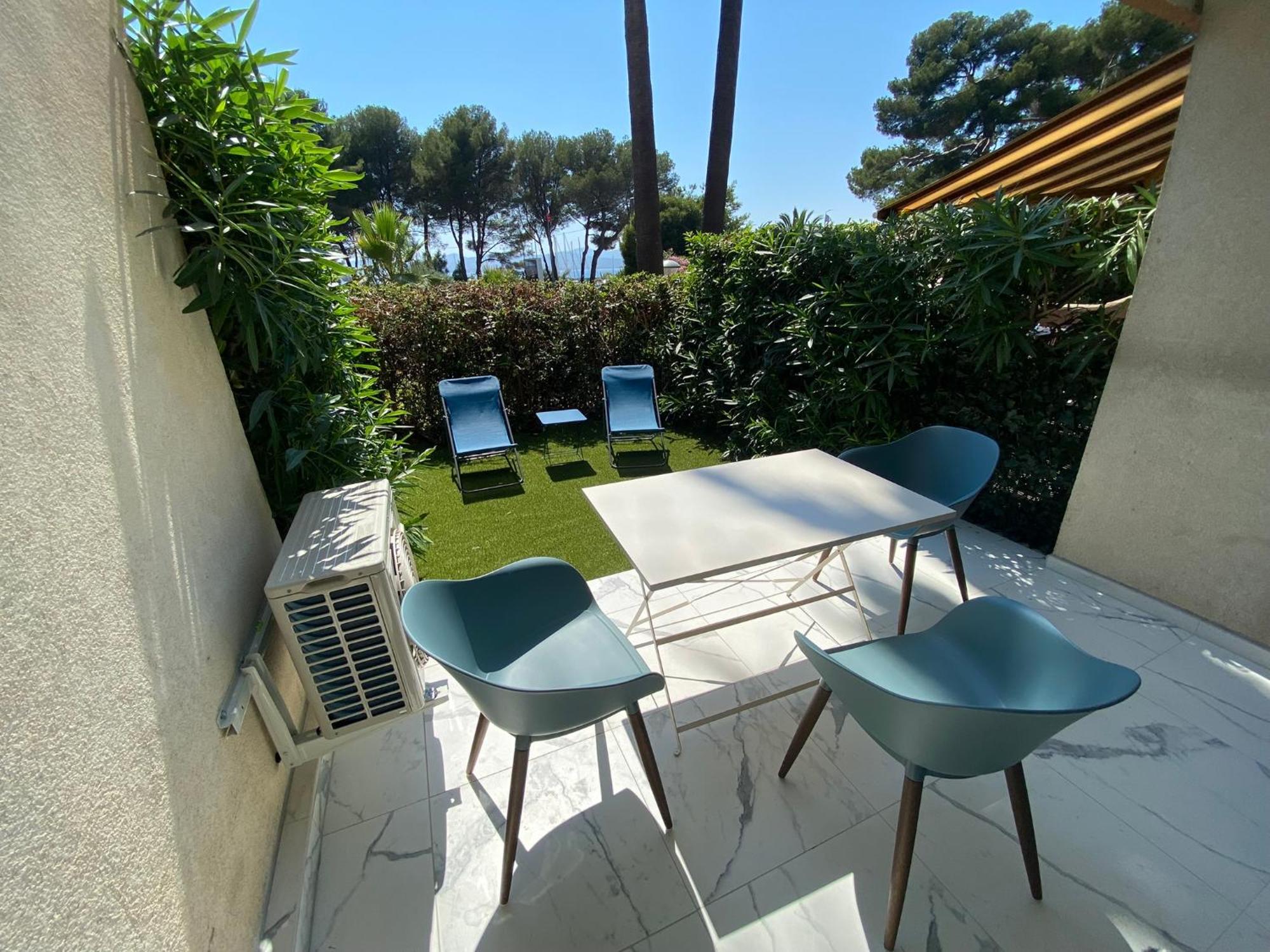 Appartement Face Mer Et Port Santa Lucia Climatise Et Wifi Saint-Raphaël エクステリア 写真