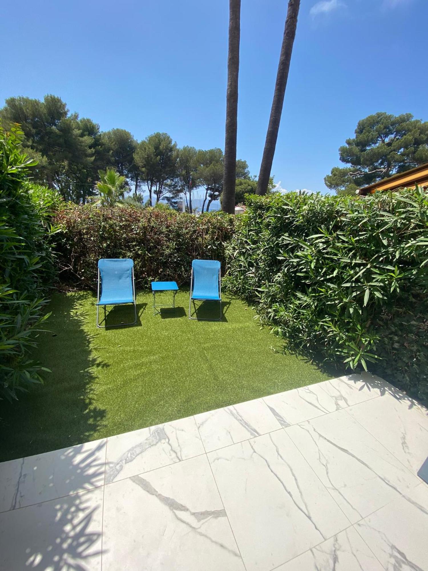 Appartement Face Mer Et Port Santa Lucia Climatise Et Wifi Saint-Raphaël エクステリア 写真
