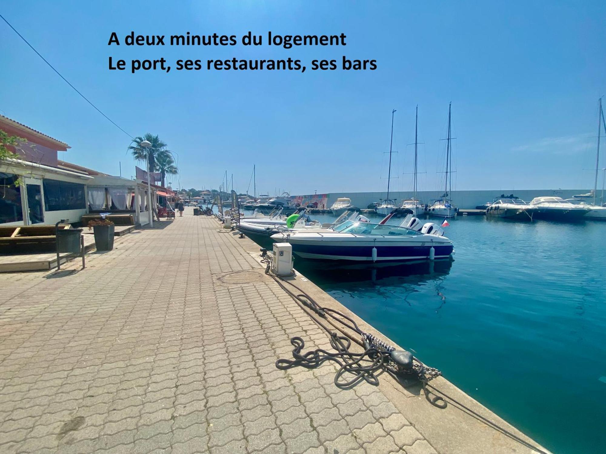 Appartement Face Mer Et Port Santa Lucia Climatise Et Wifi Saint-Raphaël エクステリア 写真